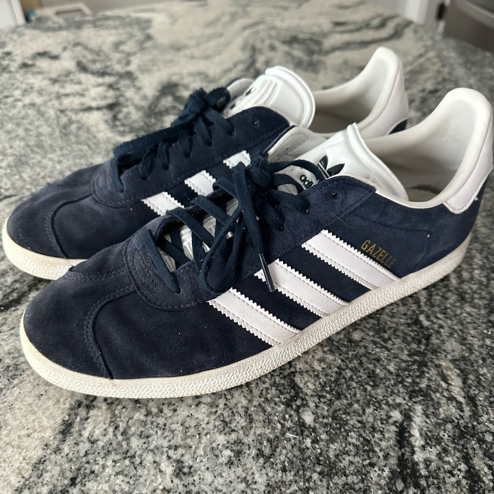 Adidas Gazelles size US 9